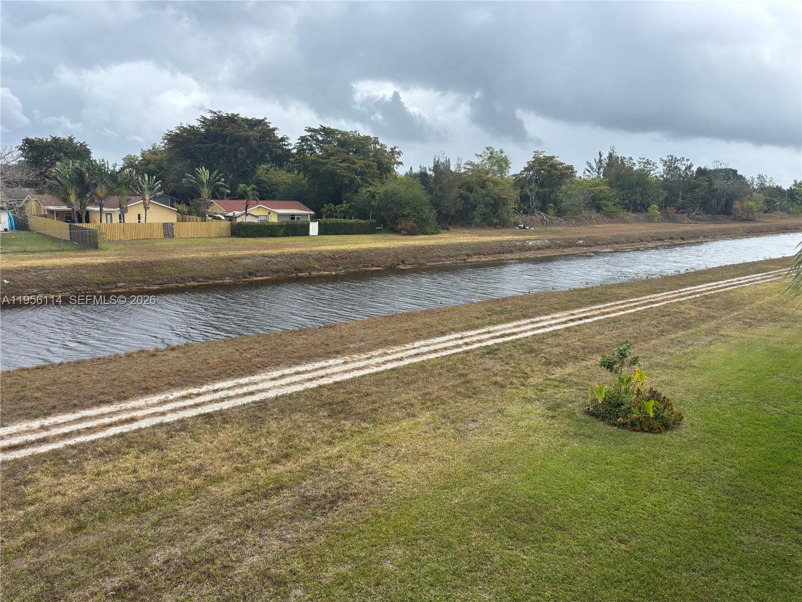 SUNRISE LAKES 90 CONDO - Residential