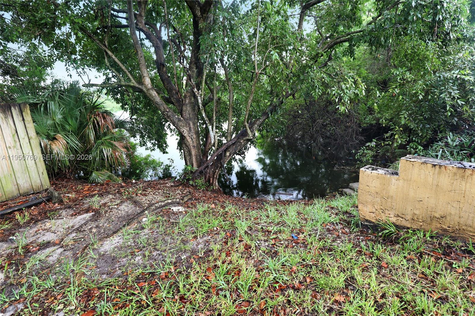 FORT LAUDERDALE TRUCK FAR - Residential