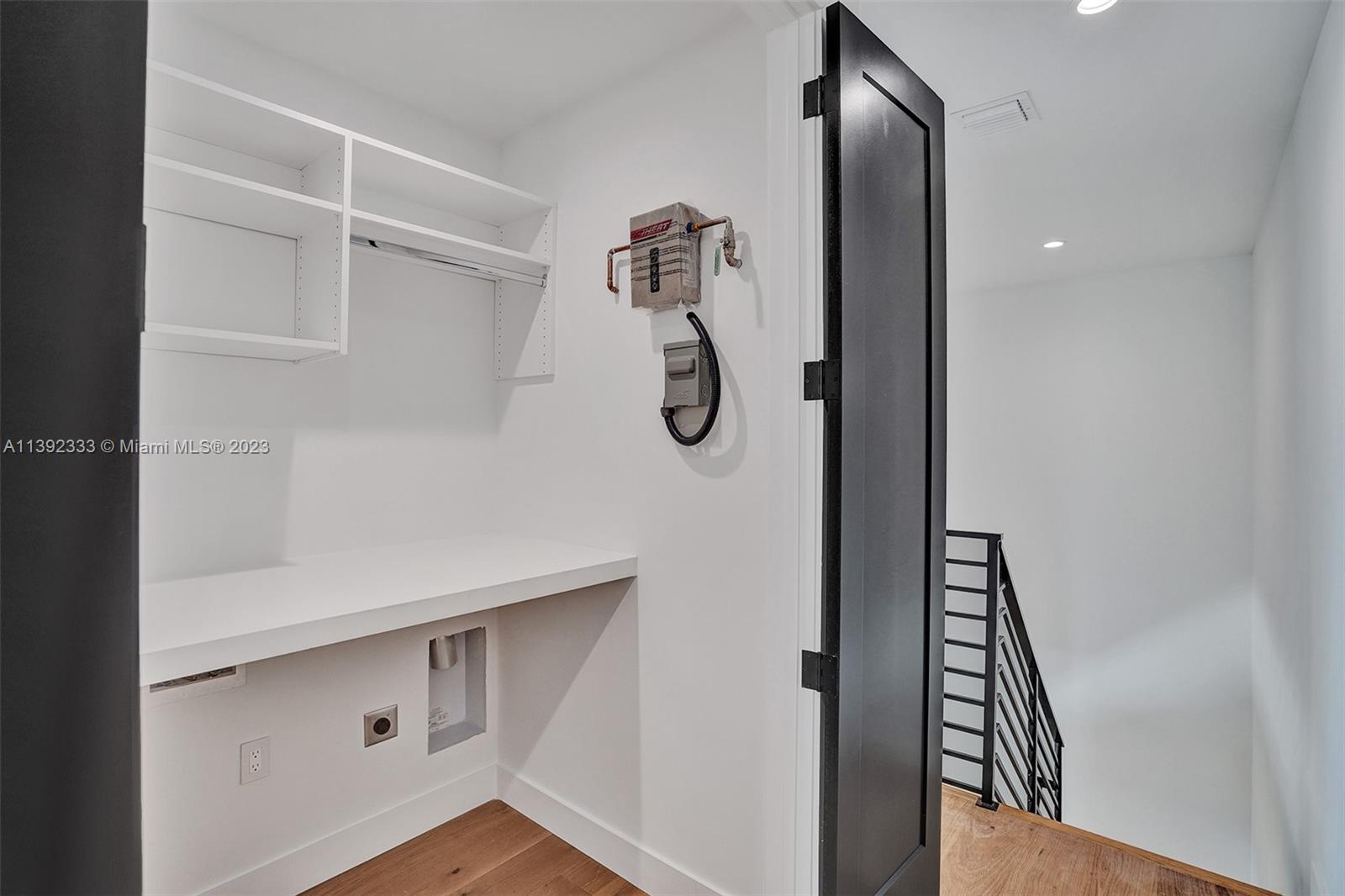 RAILWAY SHOPS ADDN 2ND AM - Residential Lease