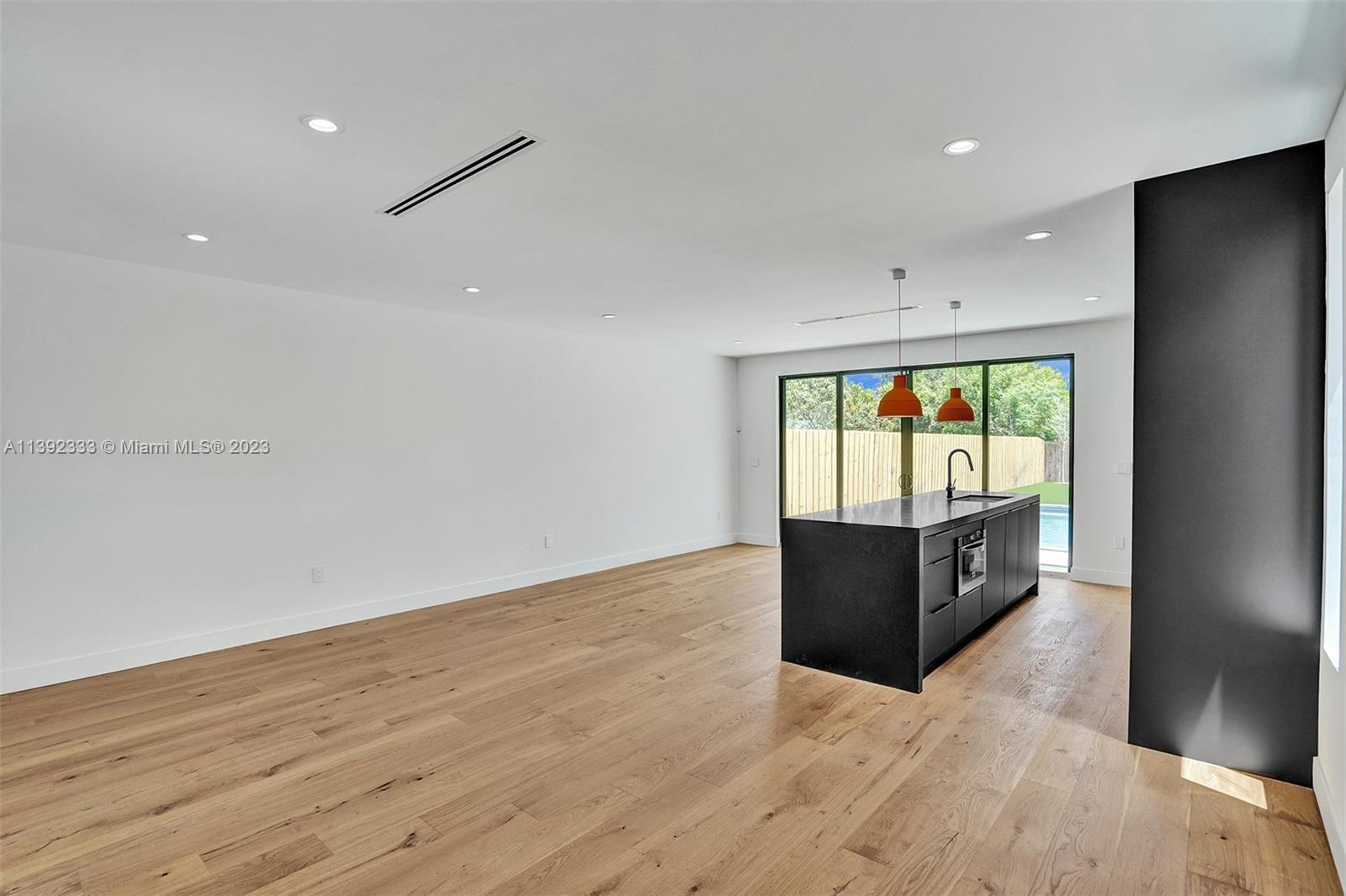 RAILWAY SHOPS ADDN 2ND AM - Residential Lease