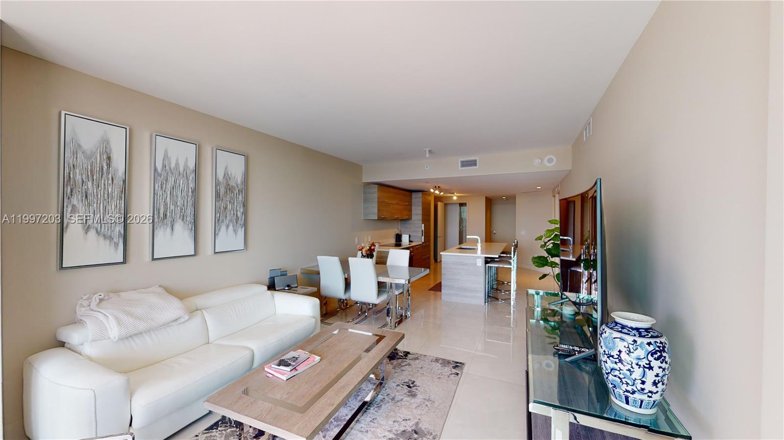 PARAISO BAY CONDO - Residential