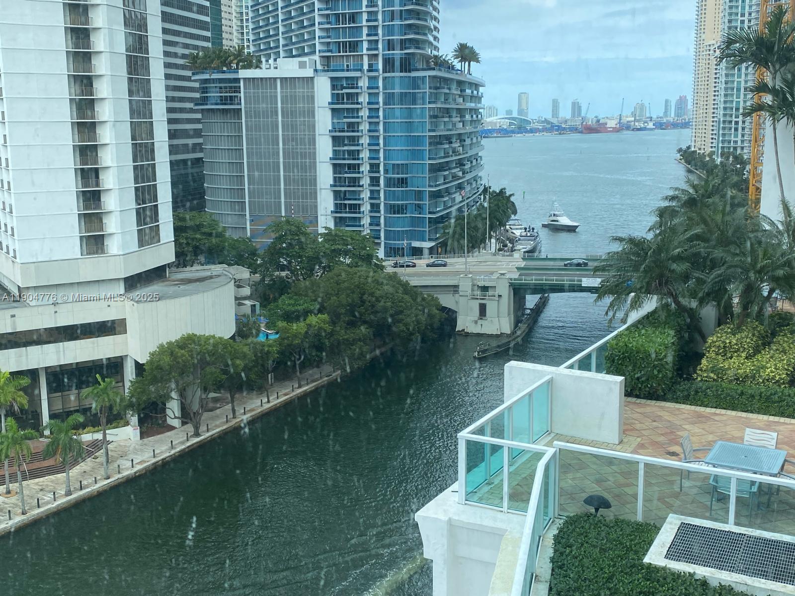 BRICKELL ON THE RIVER N T - Residential Lease