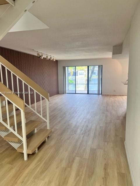 TRELLISES 5A CONDO - Residential