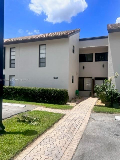 Property for Sale at 958 Mockingbird Ln 511, Plantation, Miami-Dade County, Florida - Bedrooms: 3 
Bathrooms: 3  - $447,000