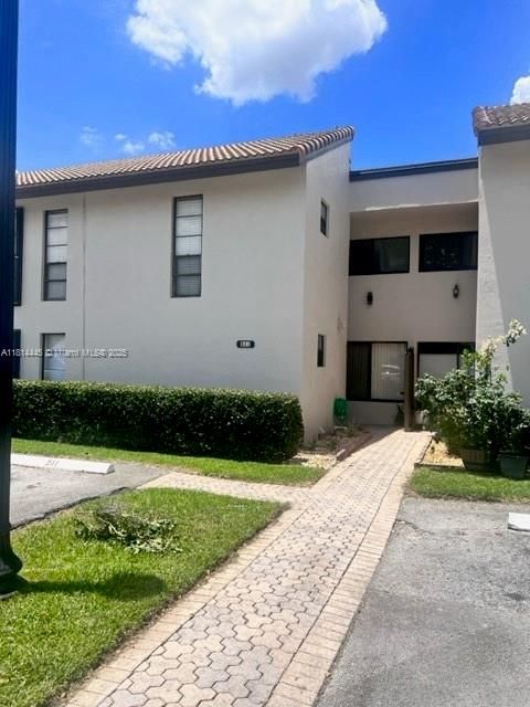 Photo of 958 Mockingbird Ln #511, Plantation, FL 33324 (MLS # A11814445)