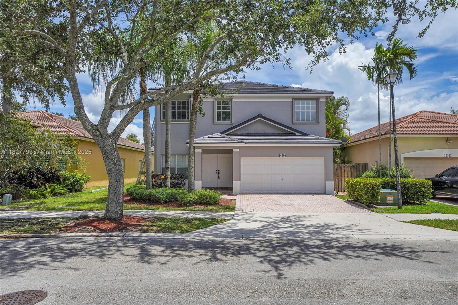 16400 Sapphire Pl