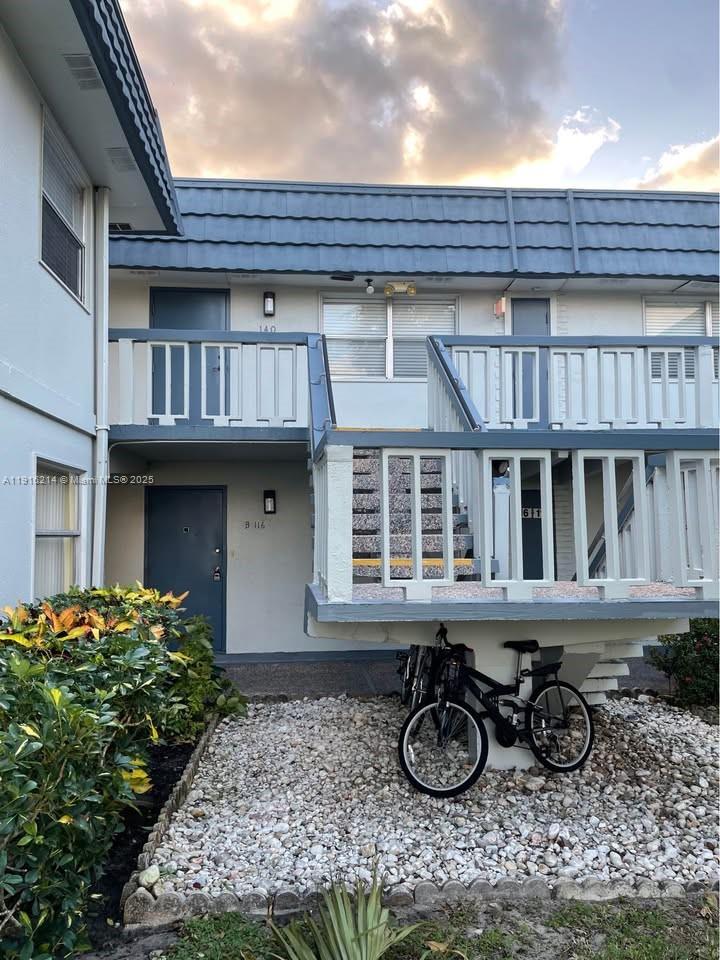 KINGS POINT TUSCANY CONDO - Residential Lease