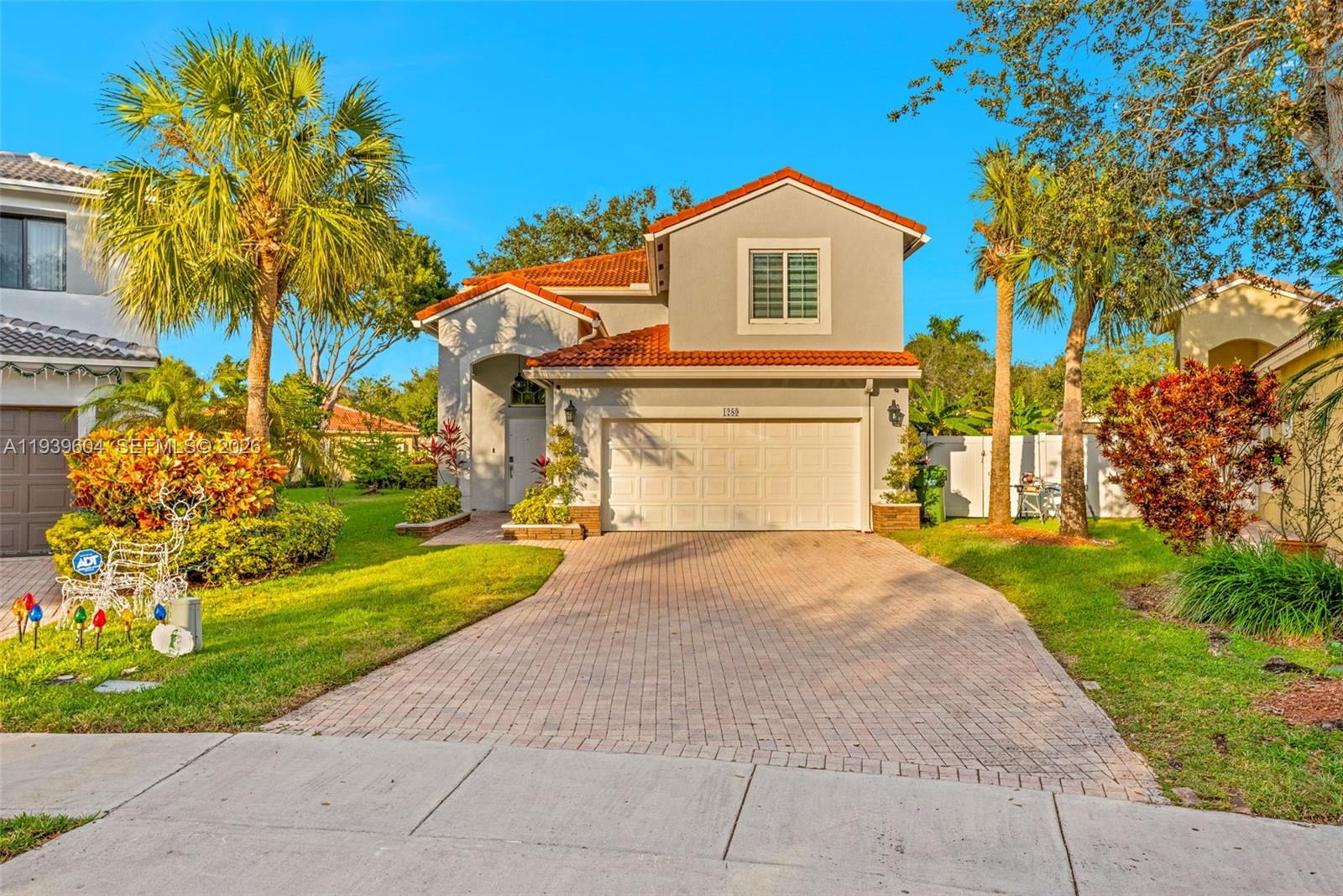 LAKES OF WESTERN PINES RE - Residential