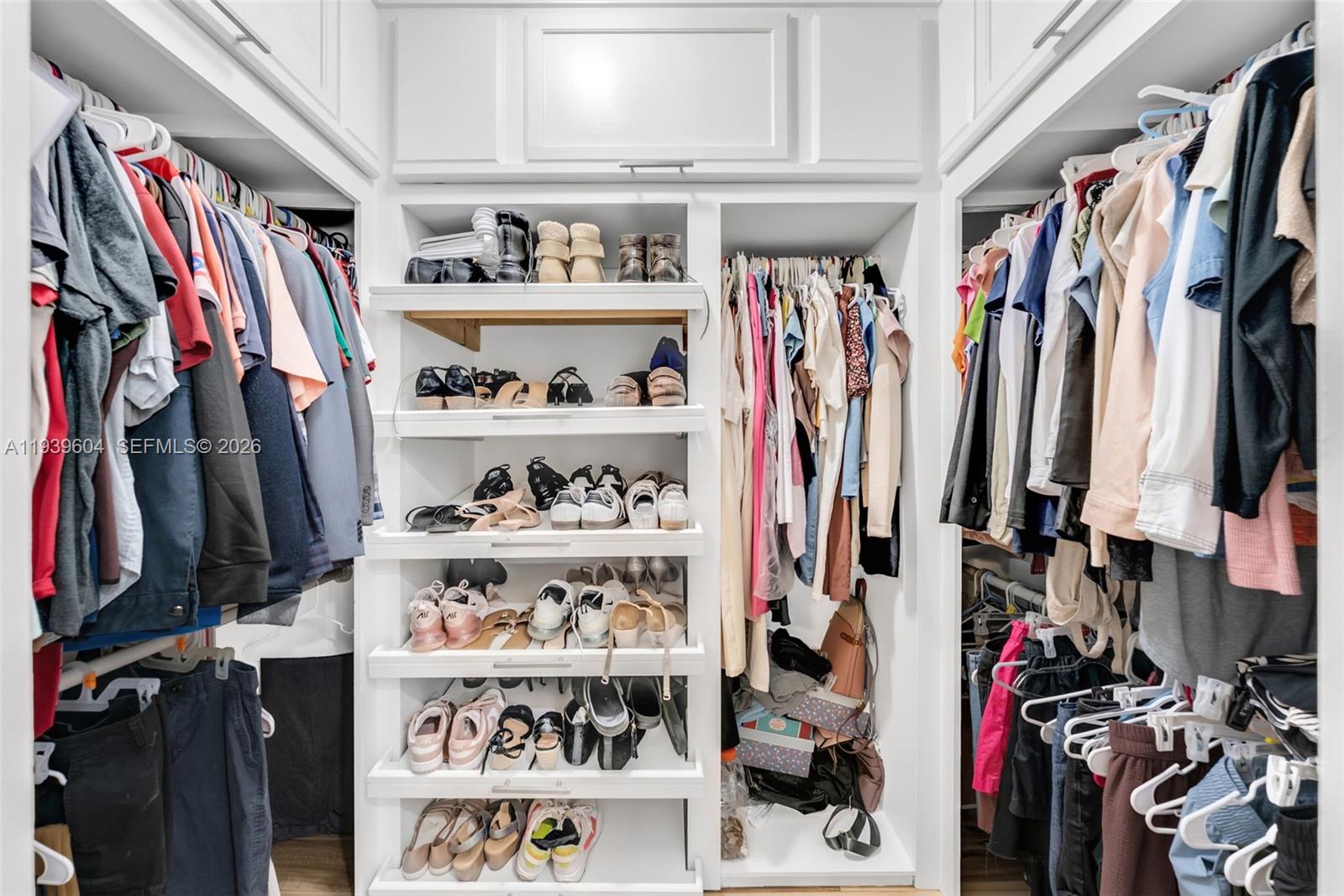 LAKES OF WESTERN PINES RE - Residential