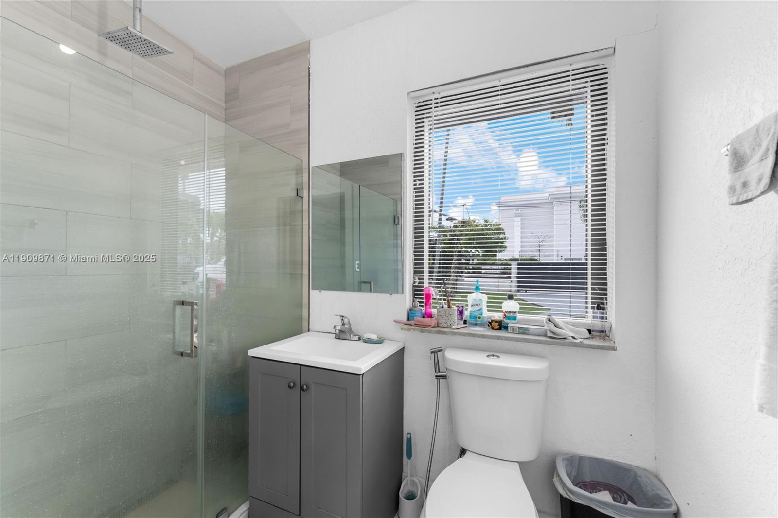 SWEETWATER ESTATES SUB - Residential Lease