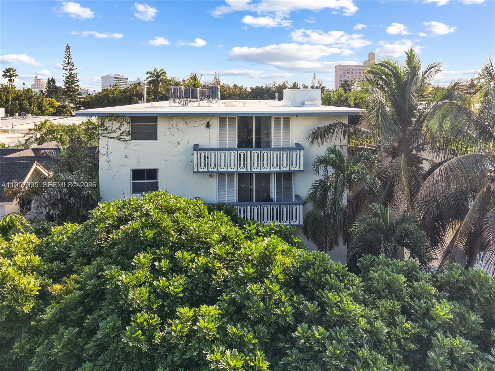 921 JEFFERSON AVE CONDO - Residential