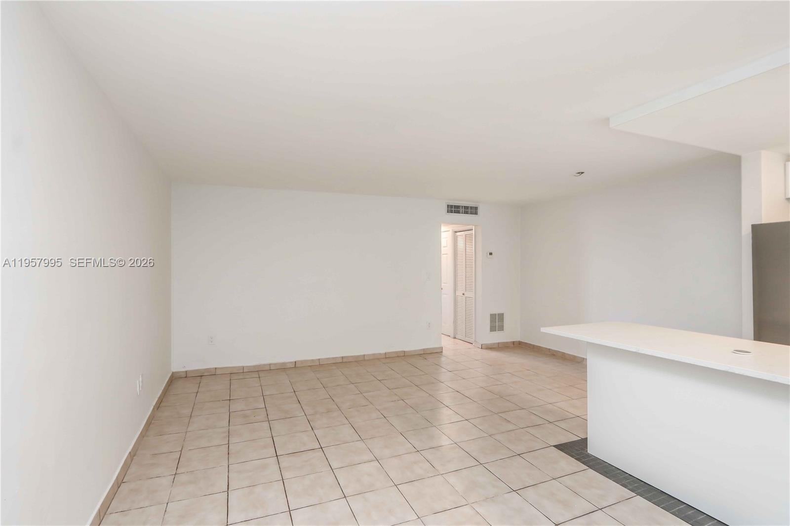 921 JEFFERSON AVE CONDO - Residential