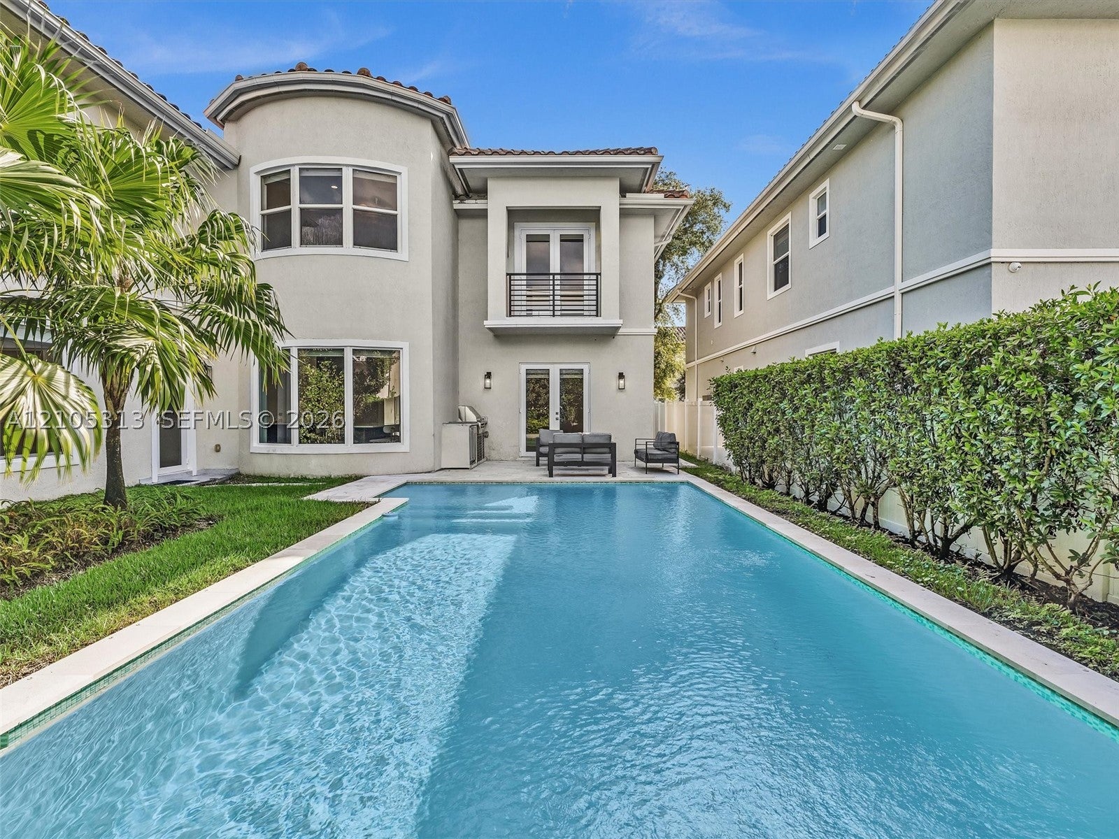 3539 Forest View Cir
