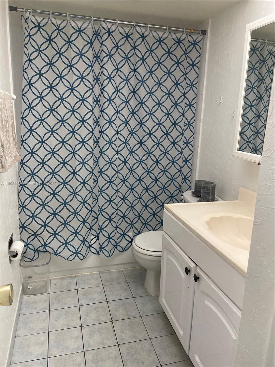 VILLAGE GREEN CONDO - Residential Lease