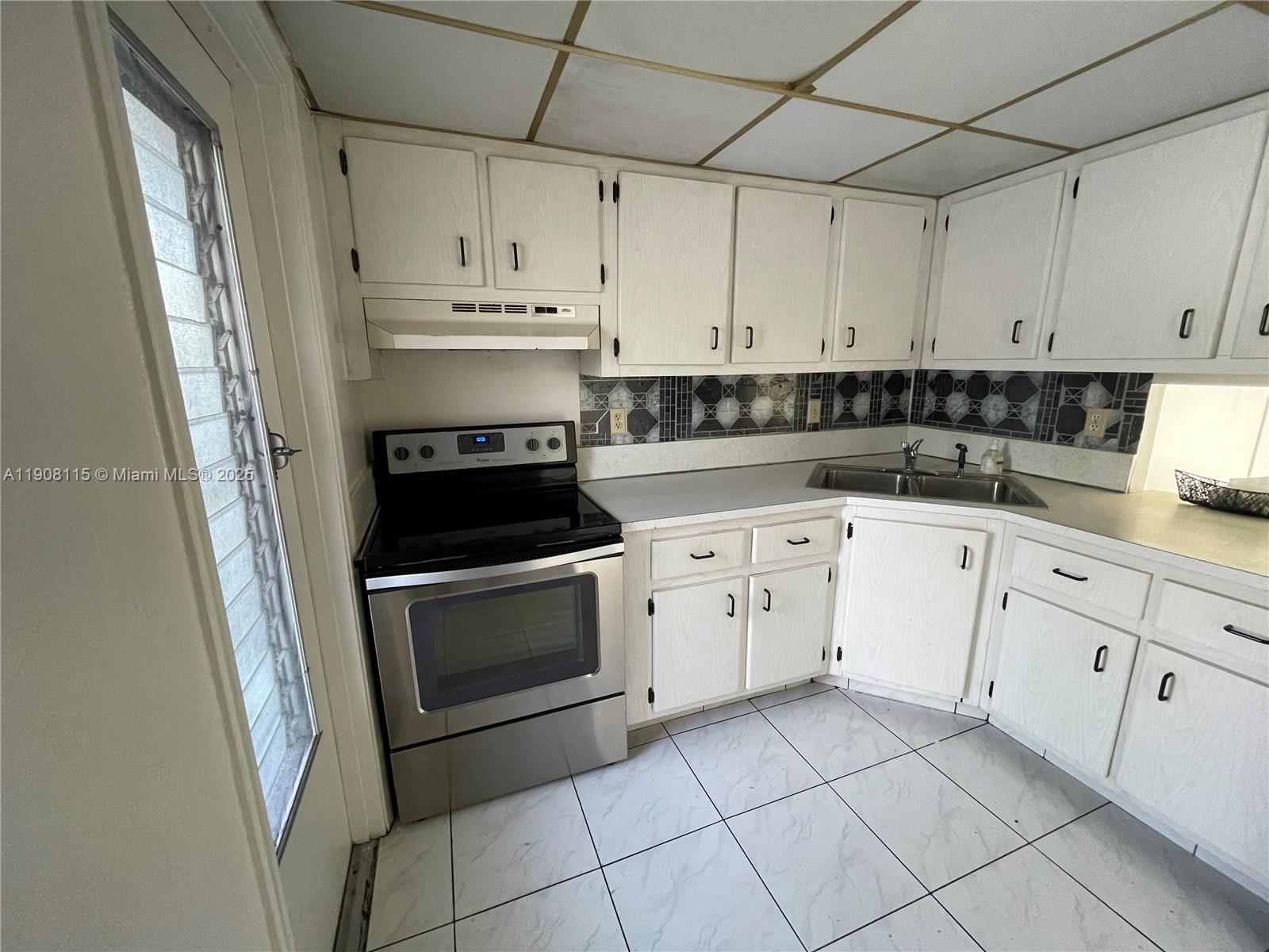 VILLAGE GREEN CONDO - Residential Lease