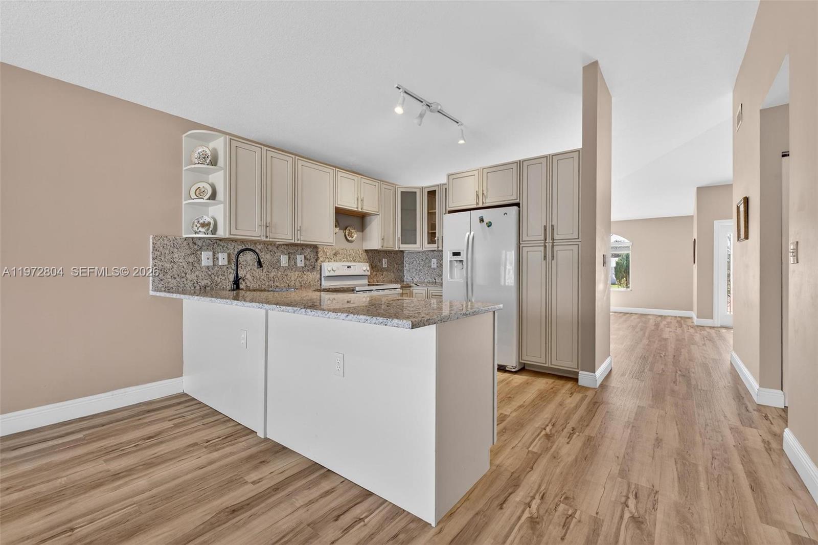 MARALEX HOMES - Residential