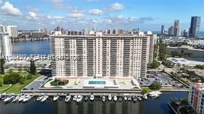 250 174th St 1211