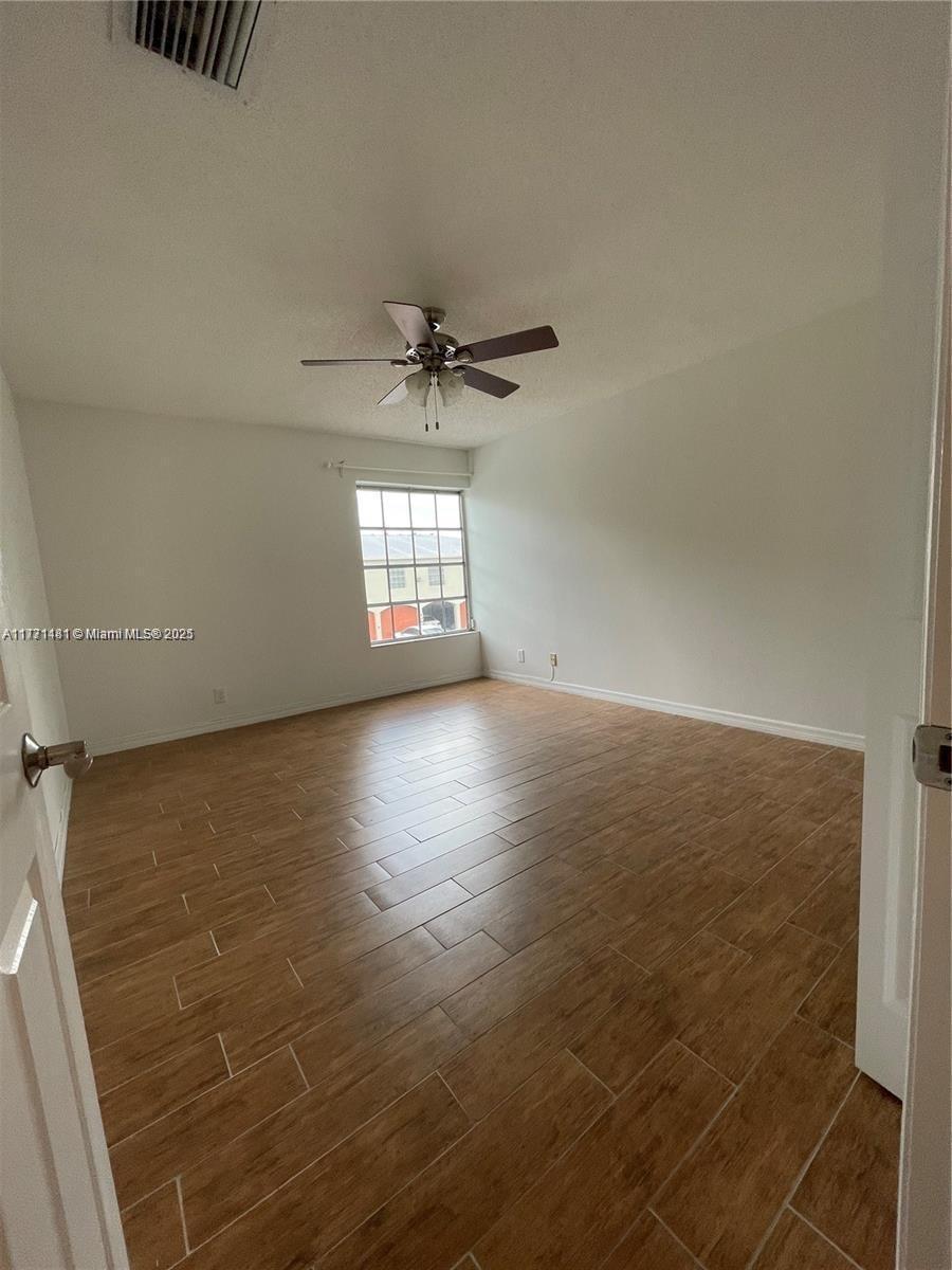 Woodglen Condo - Residential