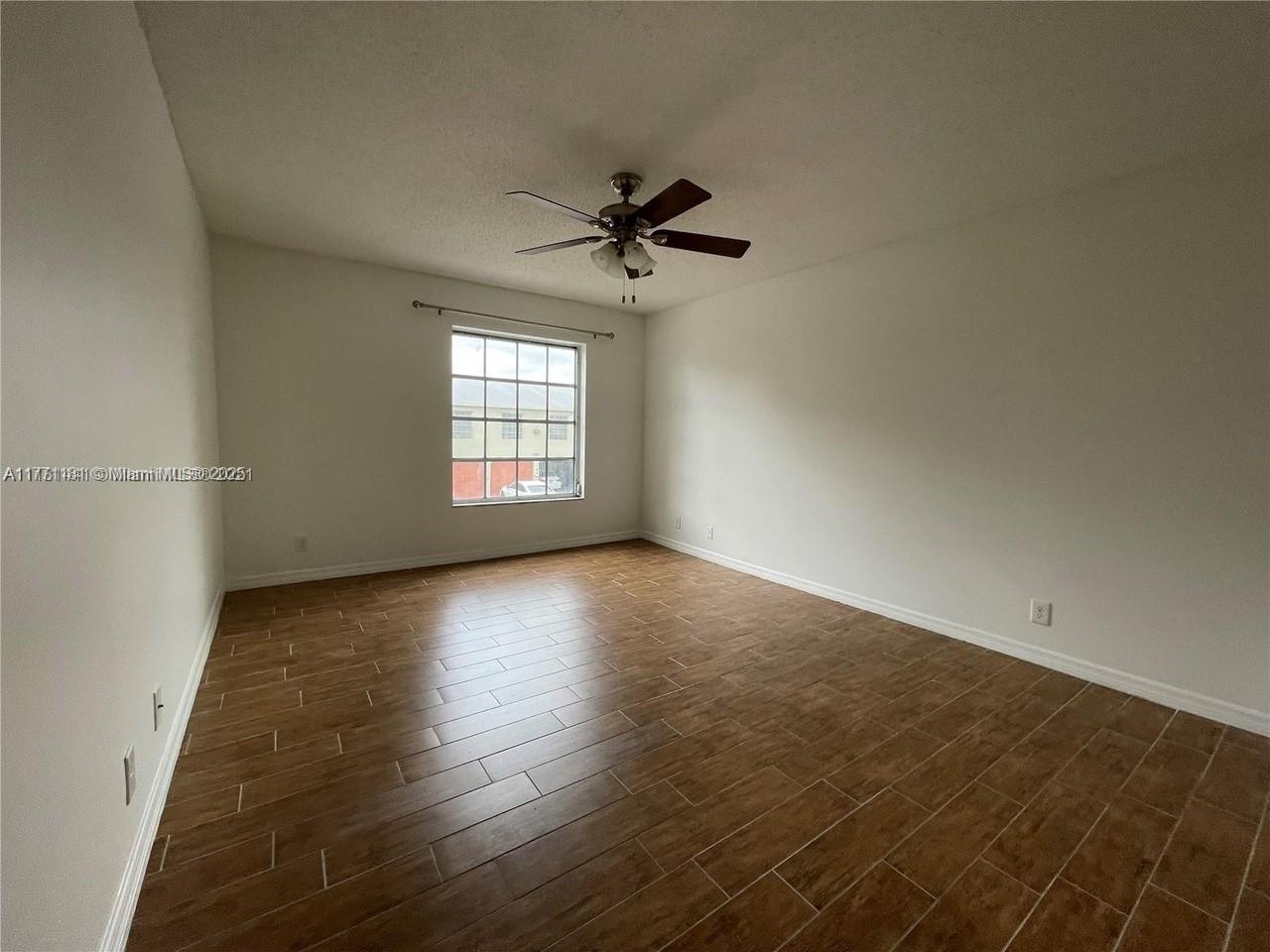Woodglen Condo - Residential