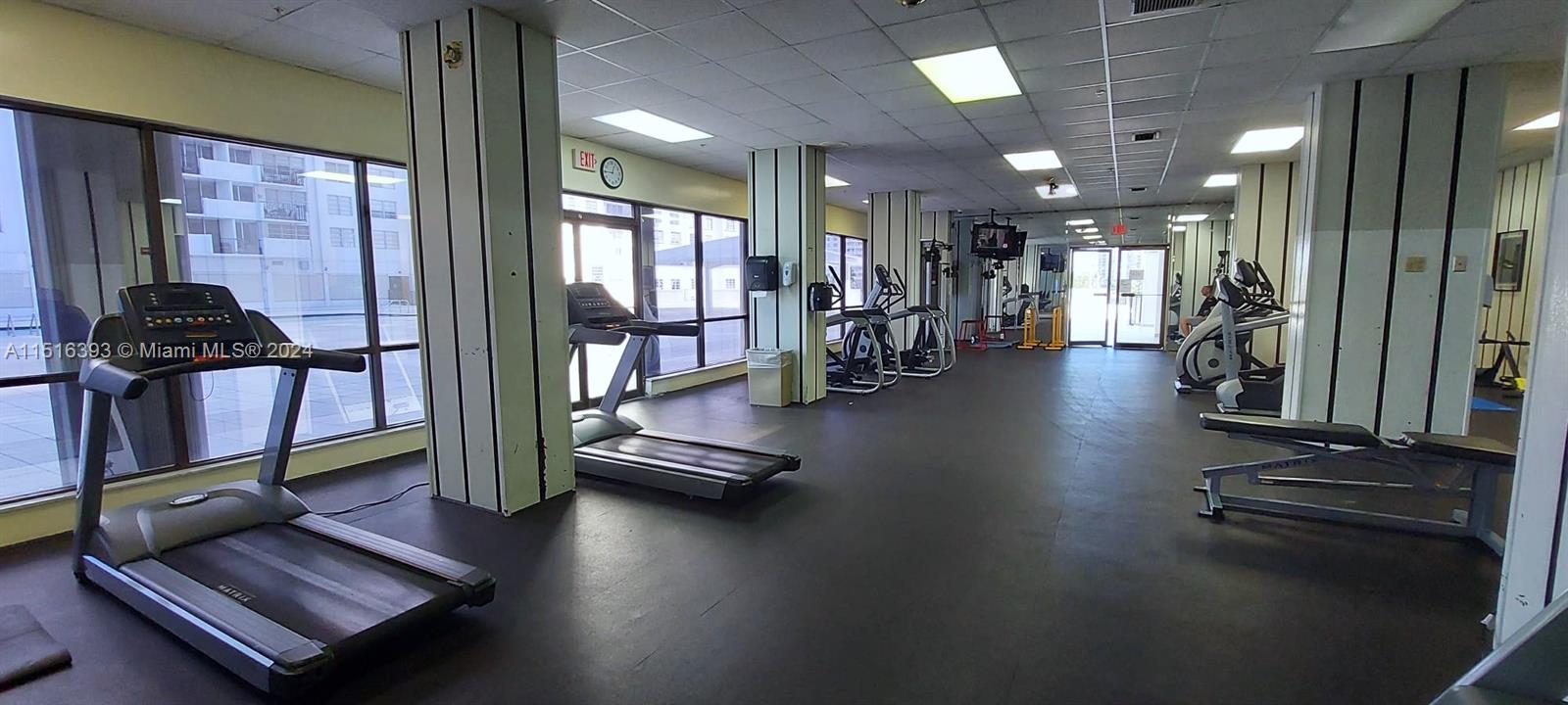 COMMODORE PLAZA CONDO - Residential