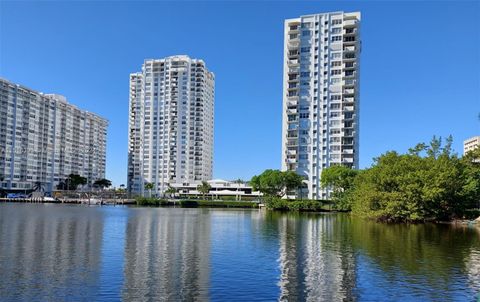 A home in Aventura