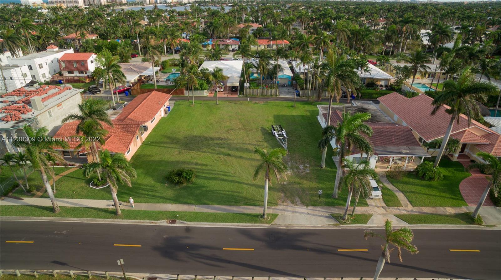 Property for Sale at 824 Polk St, Hollywood, Broward County, Florida -  - $1,750,000