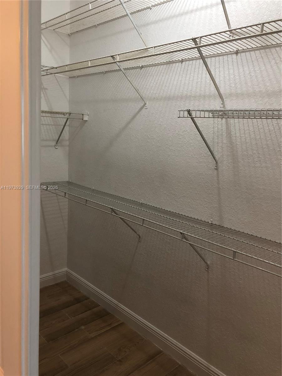 CAPTIVA CONDO E - Residential