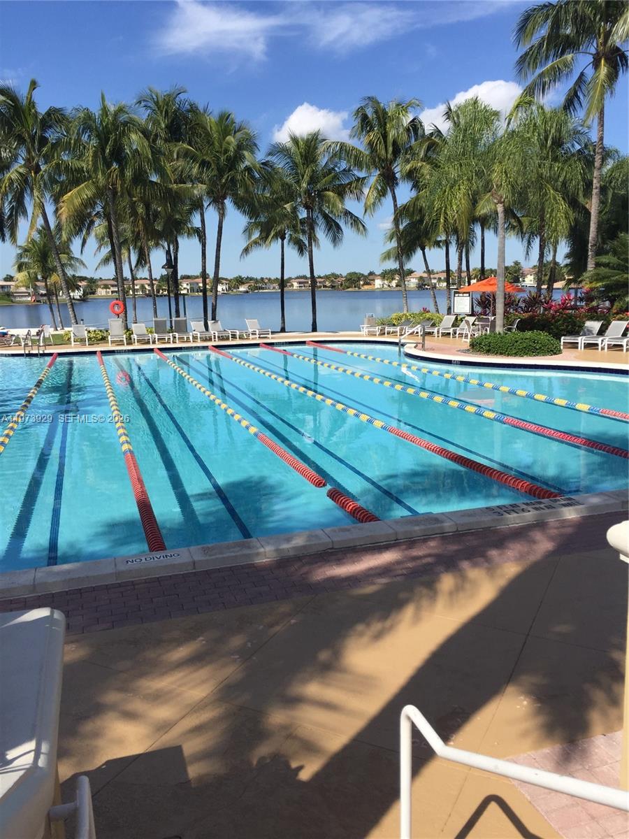 CAPTIVA CONDO E - Residential