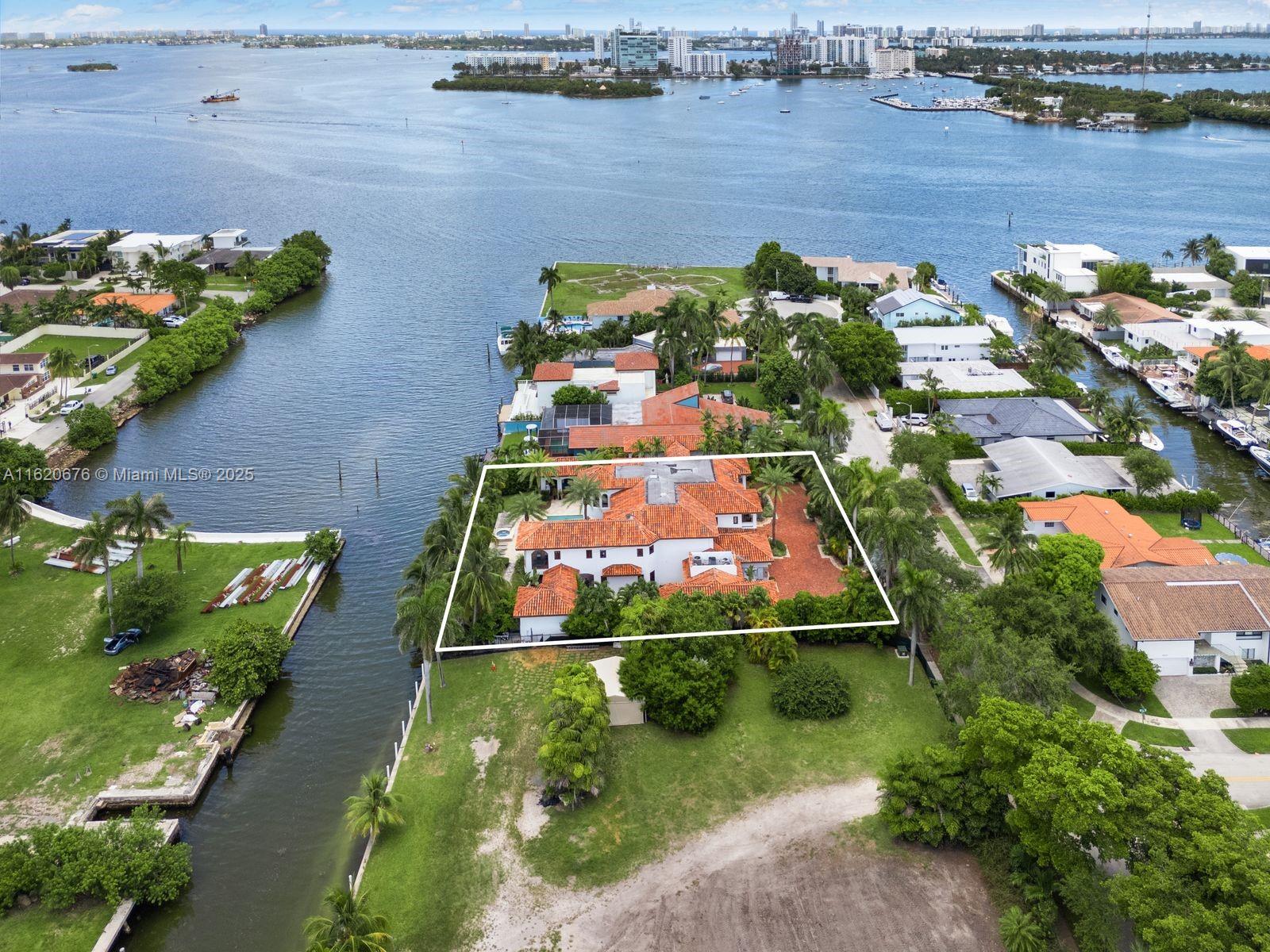 BAYSHORE ESTATES - Residential