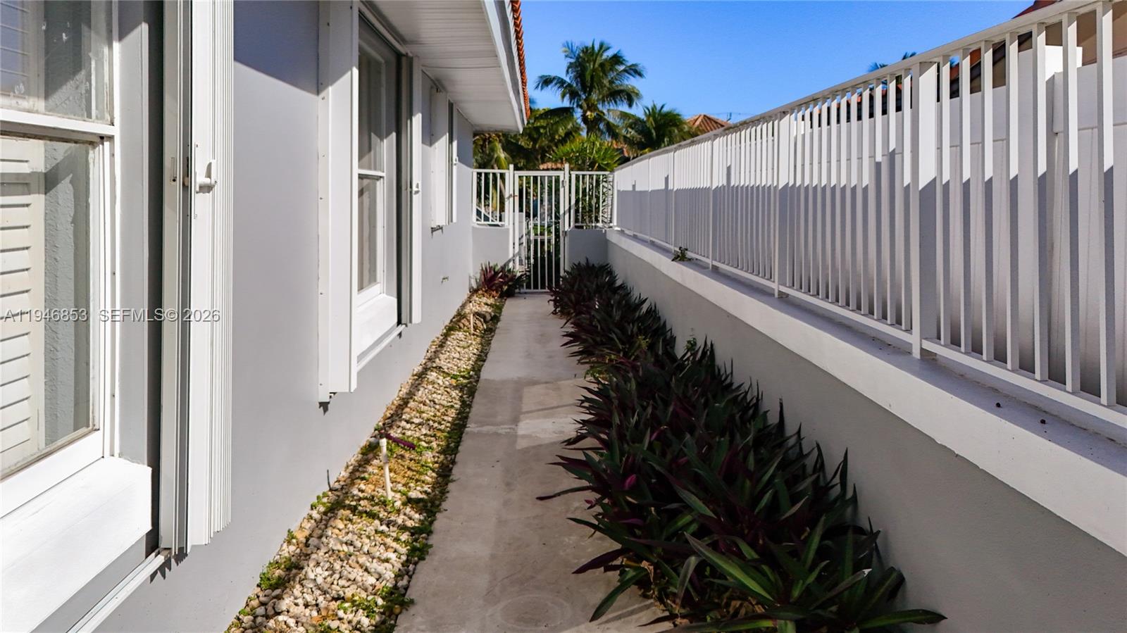 LAKE ESTATES - Residential