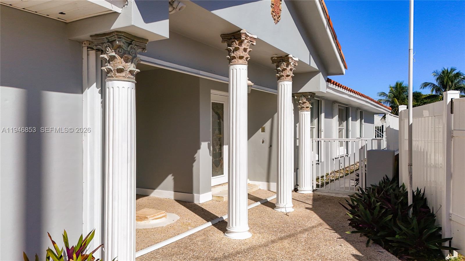 LAKE ESTATES - Residential