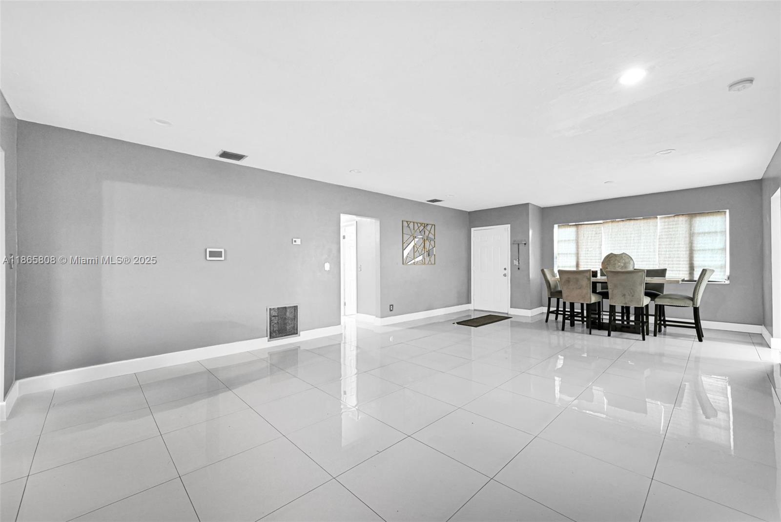 PALMLAND ESTATES 1ST ADDN - Residential