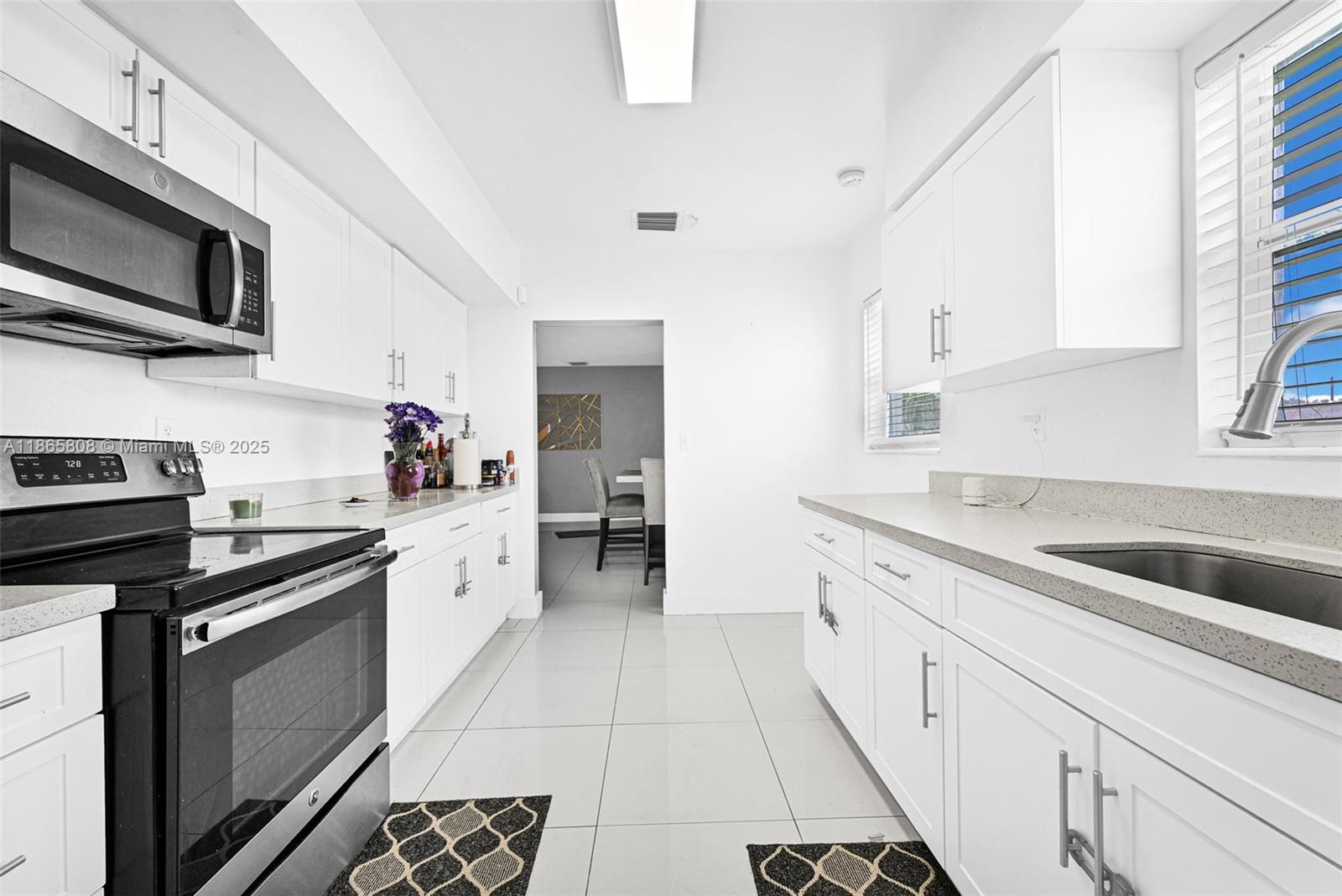 PALMLAND ESTATES 1ST ADDN - Residential