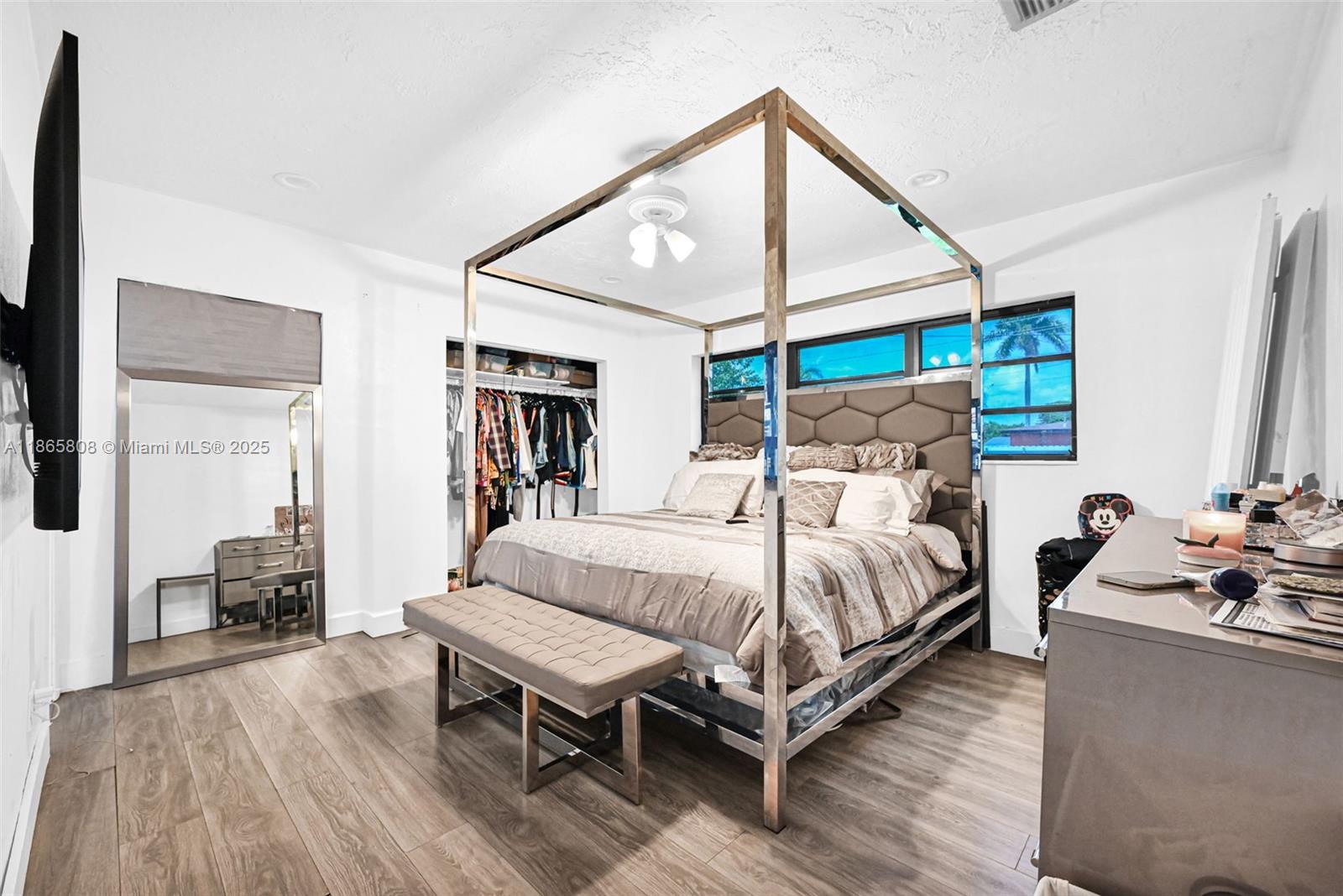 PALMLAND ESTATES 1ST ADDN - Residential