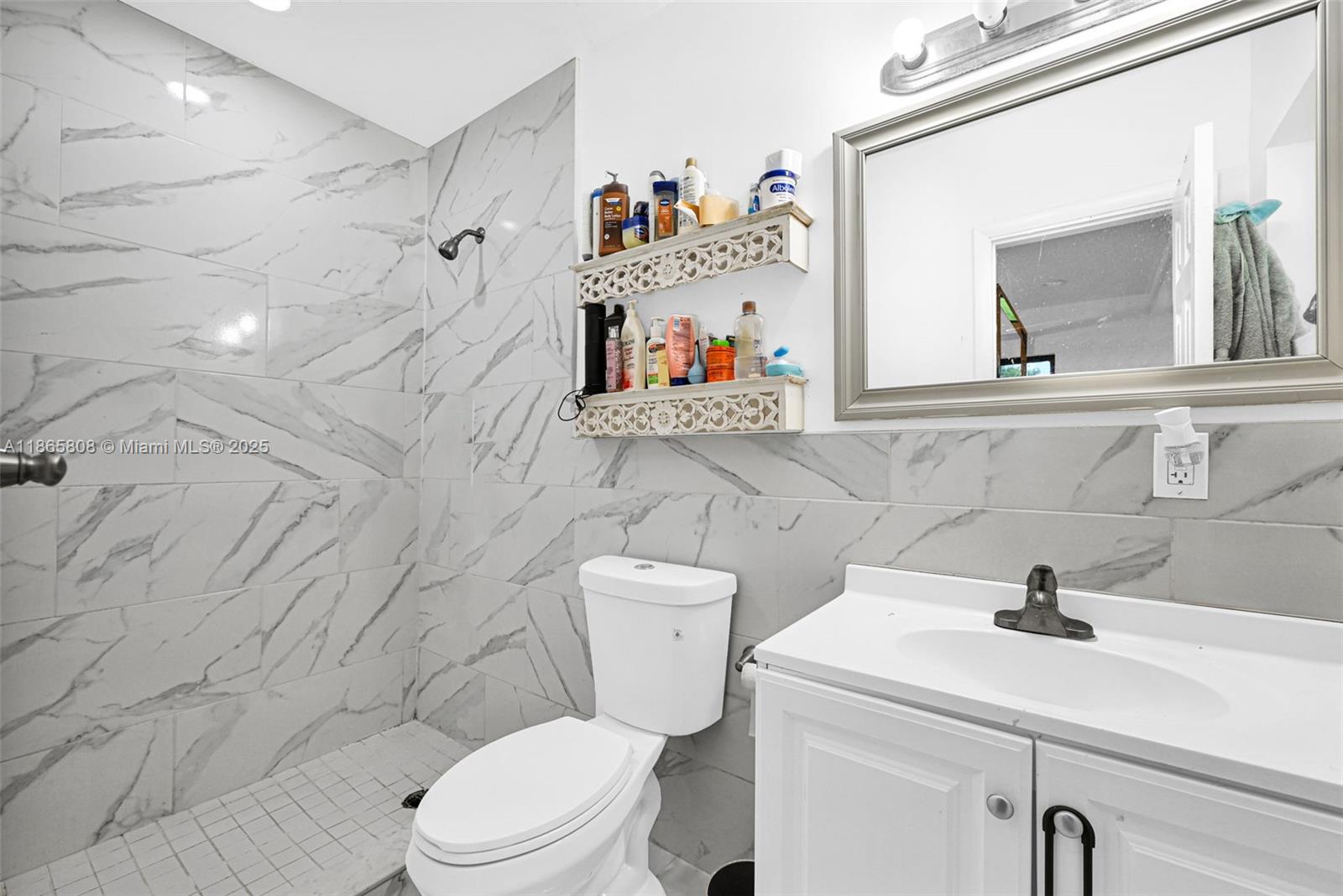 PALMLAND ESTATES 1ST ADDN - Residential