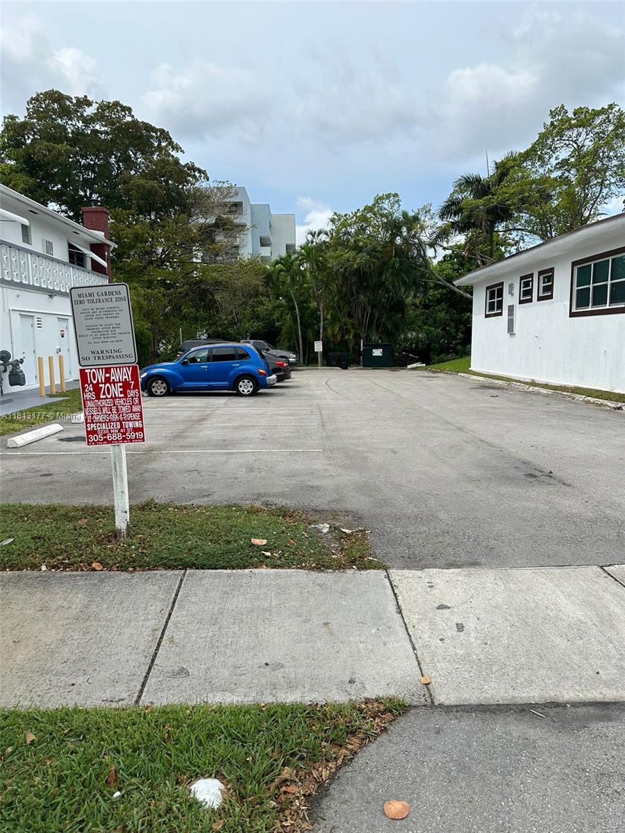100 NW 204th St 3