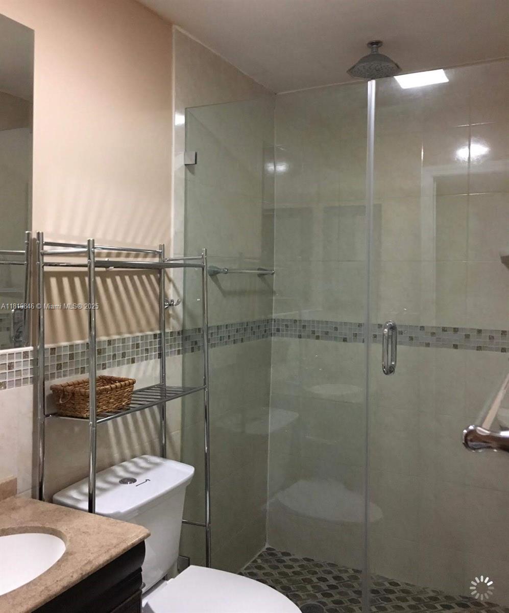 PASADENA LAKES SOUTH - Residential Lease