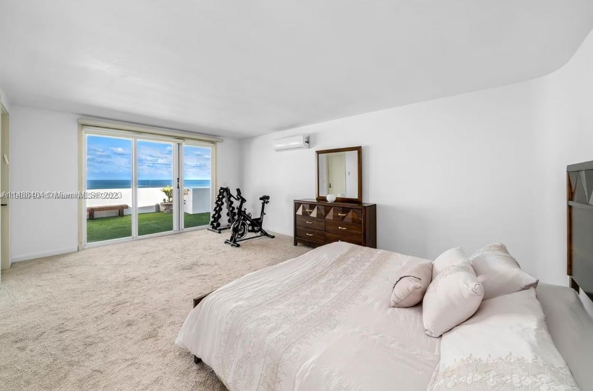 IMPERIAL HOUSE CONDO - Residential