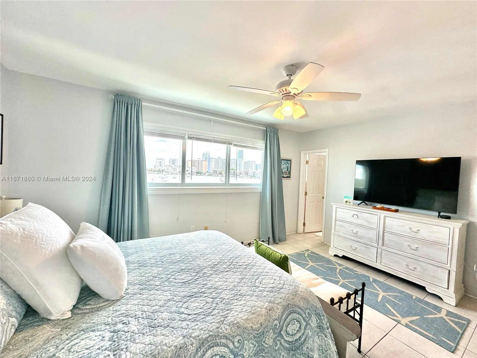 Hallandale Beach, Florida 33009, United States, 2 Bedrooms Bedrooms, ,2 BathroomsBathrooms,Residential,Active,39014
