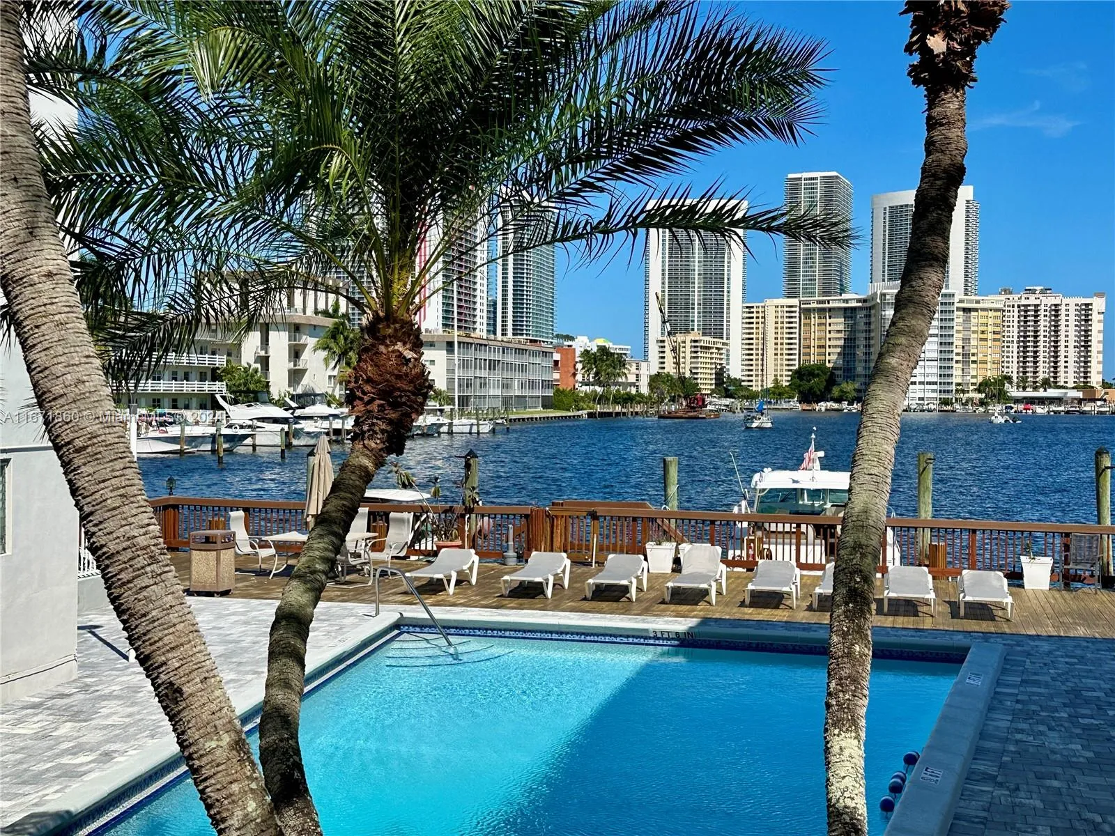 Hallandale Beach, Florida 33009, United States, 2 Bedrooms Bedrooms, ,2 BathroomsBathrooms,Residential,Active,39014