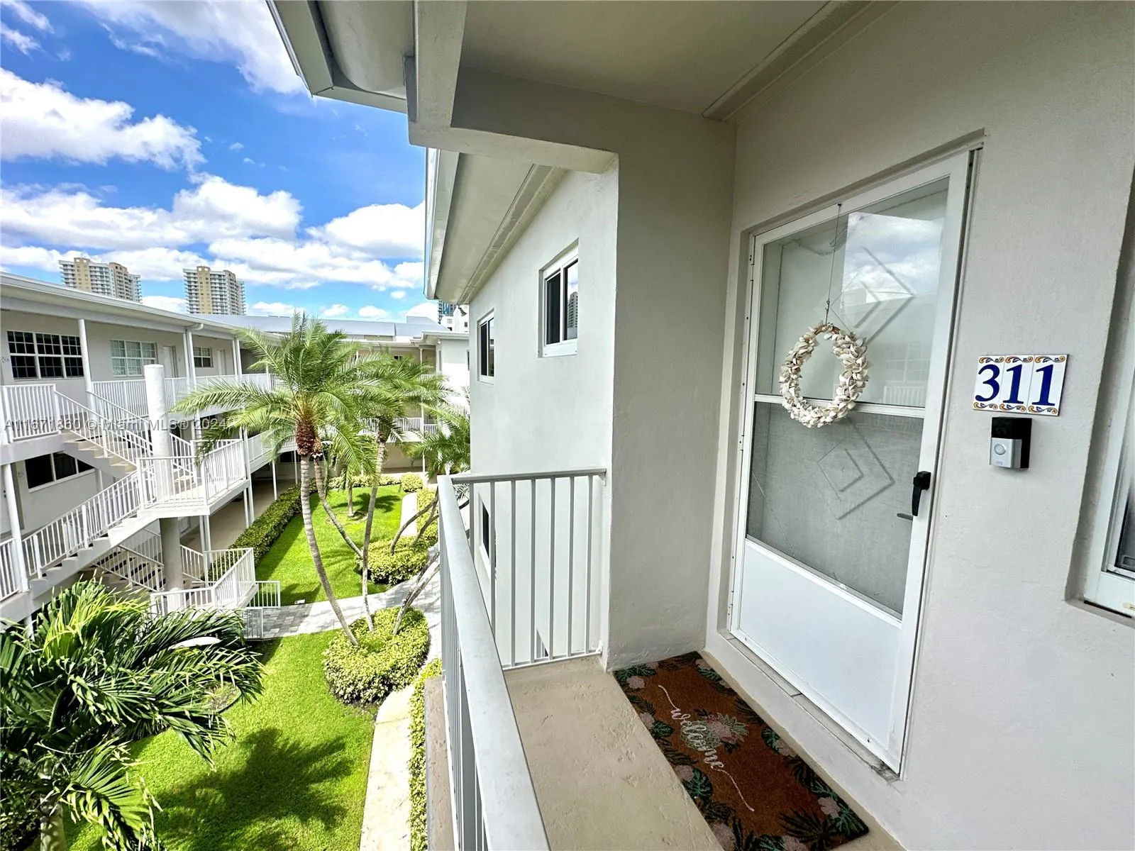 Hallandale Beach, Florida 33009, United States, 2 Bedrooms Bedrooms, ,2 BathroomsBathrooms,Residential,Active,39014