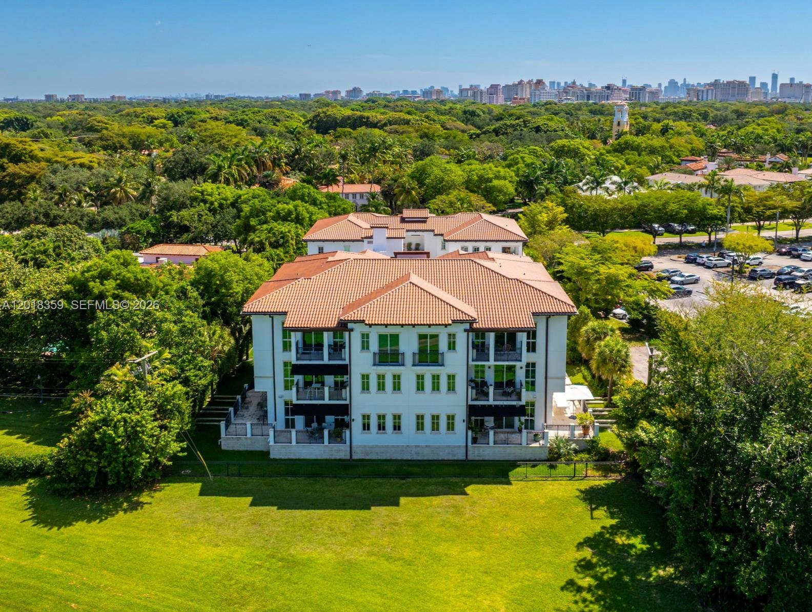 CORAL GABLES COUNTRY CLUB - Residential