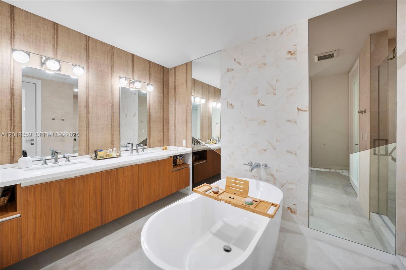 CORAL GABLES COUNTRY CLUB - Residential