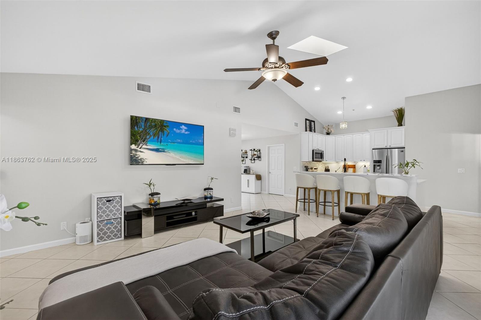 PGA RESORT COMMUNITY 1 - Residential Lease