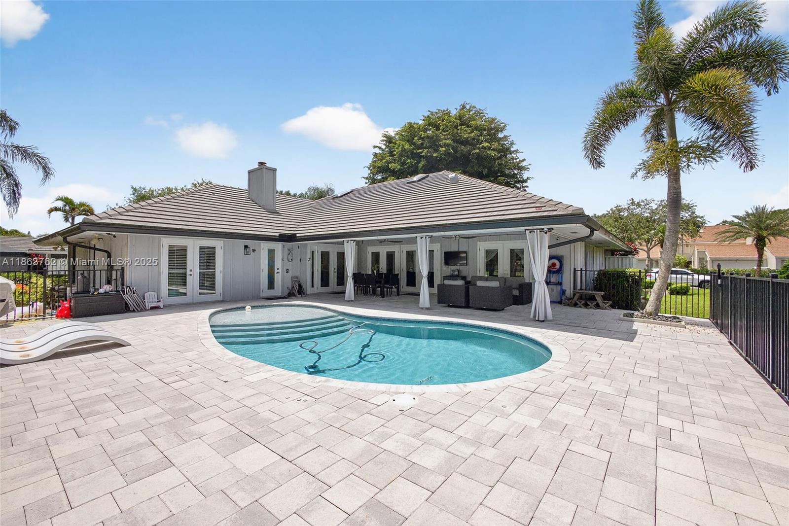 PGA RESORT COMMUNITY 1 - Residential Lease