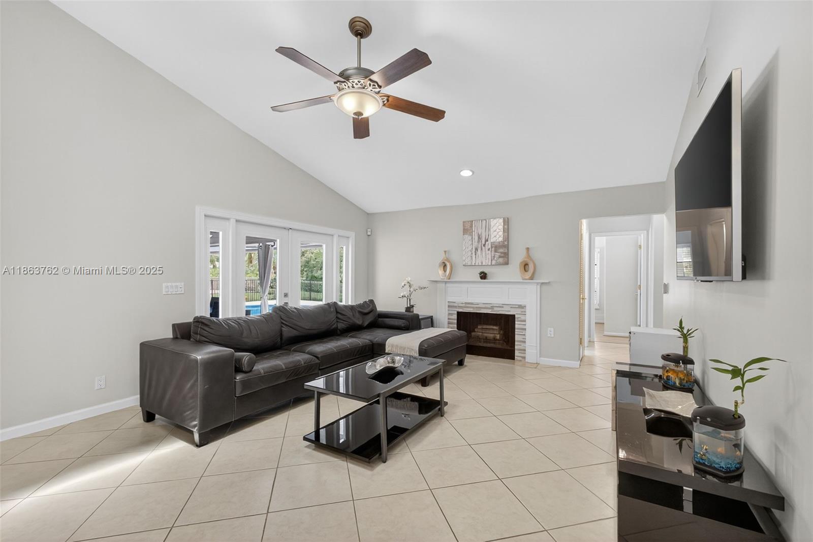 PGA RESORT COMMUNITY 1 - Residential Lease