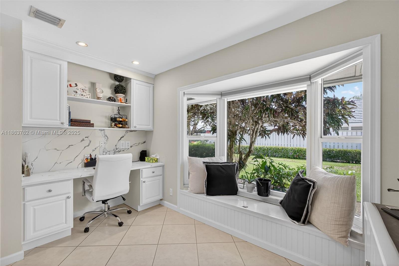 PGA RESORT COMMUNITY 1 - Residential Lease