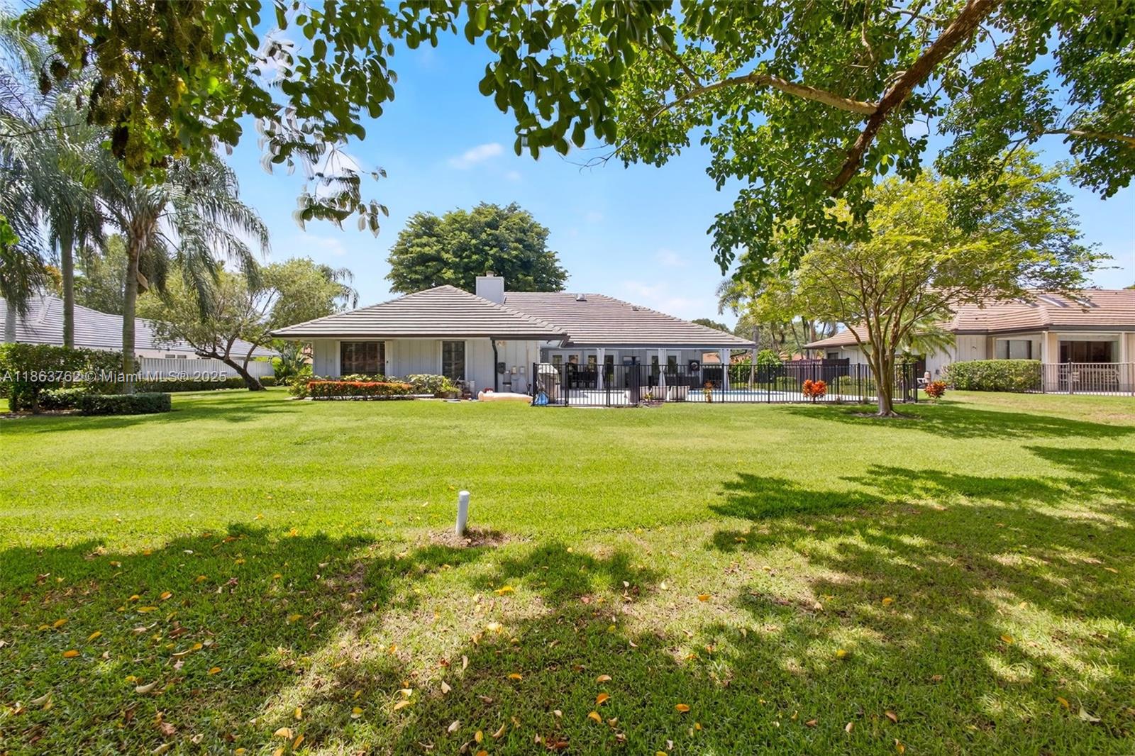 PGA RESORT COMMUNITY 1 - Residential Lease