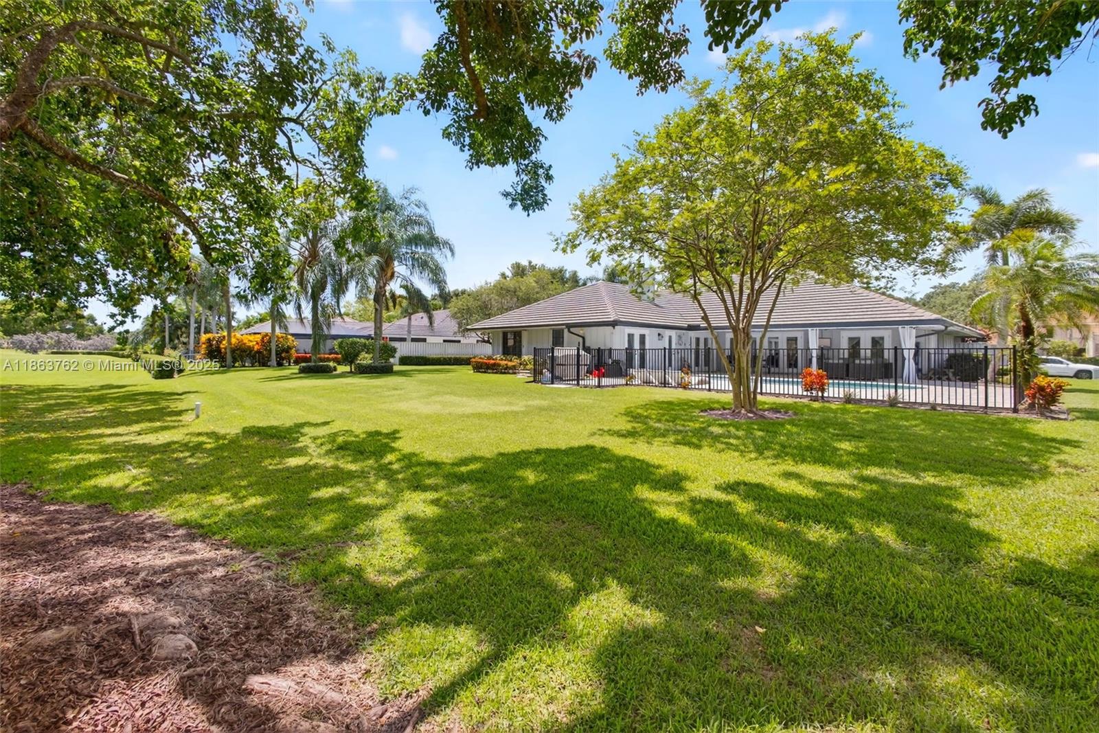 PGA RESORT COMMUNITY 1 - Residential Lease