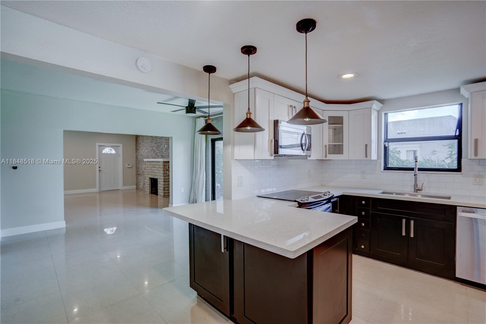 CORAL GABLES SEC E - Residential